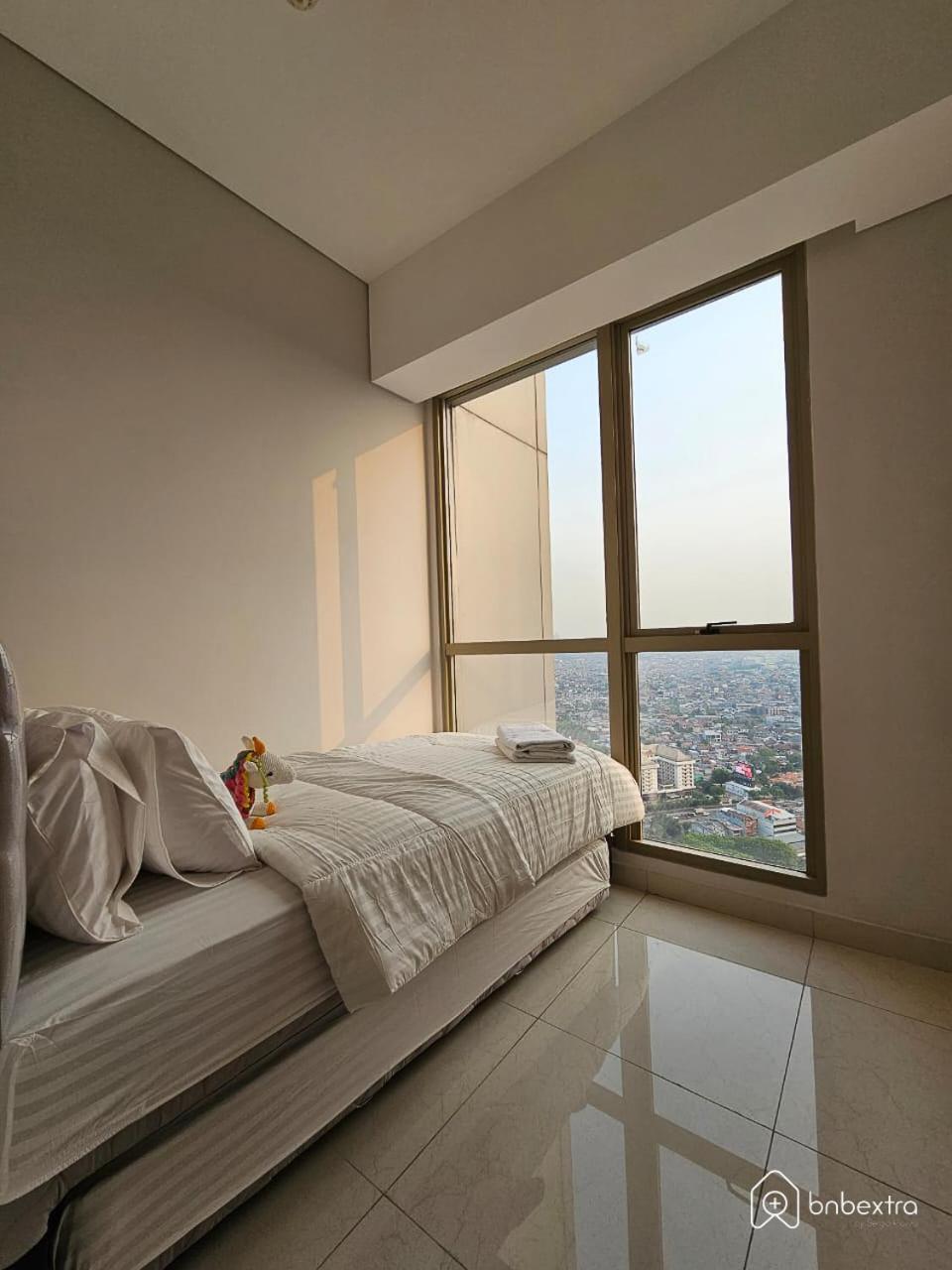 3Br Flat In Taman Anggrek Residence Jakarta Exterior photo